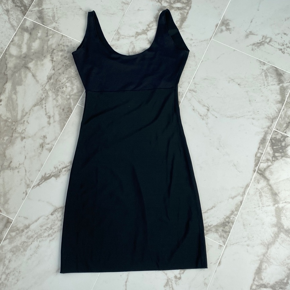 😍Spanx shapewear slip. Black. M
